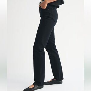 NWT Tall Abercrombie & Fitch Ultra High Rise 90s Straight Jean Black